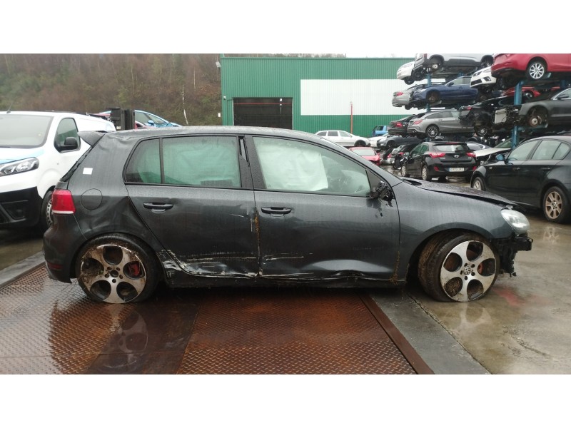 volkswagen golf vi (5k1) del año 2010