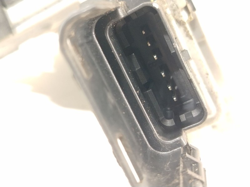 Recambio de cerradura puerta trasera izquierda para peugeot 5008 (0u_, 0e_) 1.6 hdi referencia OEM IAM 732302  