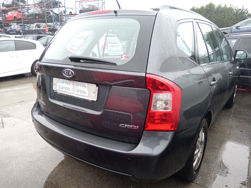 kia carens iii monospace (un) del año 2007