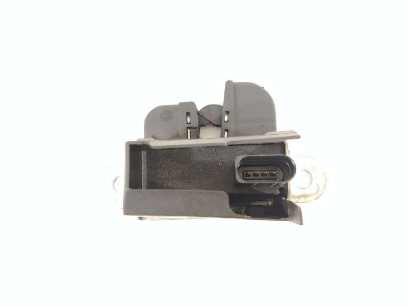 Recambio de cerradura maletero / porton para volkswagen golf v (1k1) 1.9 tdi referencia OEM IAM 1K6827505C 3C9827645A 