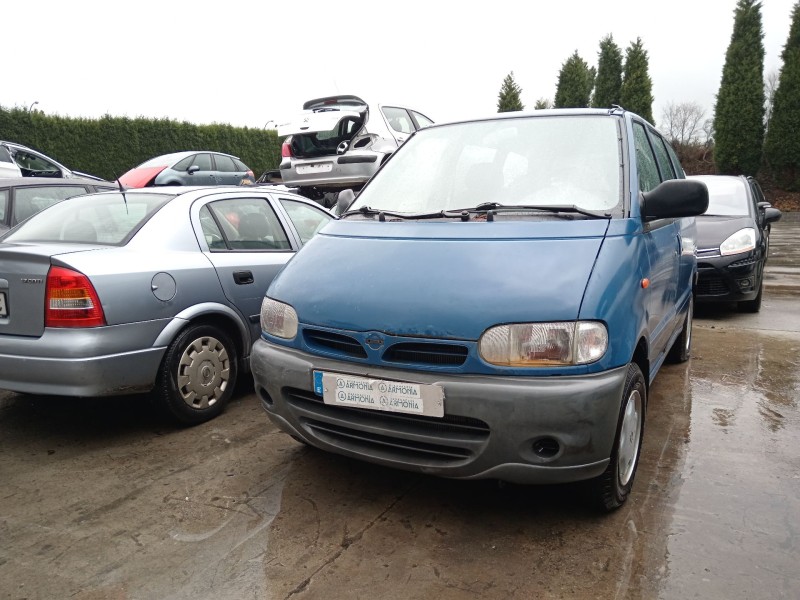 nissan serena (c23) del año 2026