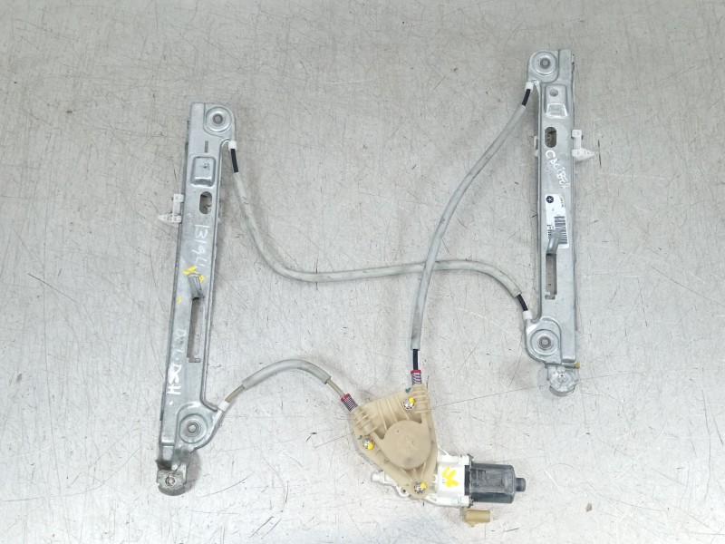 Recambio de elevalunas delantero derecho para dodge caliber s referencia OEM IAM 05074798AAE 0130822276 