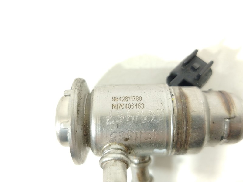 Recambio de inyector para peugeot rifter 1.5 bluehdi 100 referencia OEM IAM 9842811780 A3C00216200 