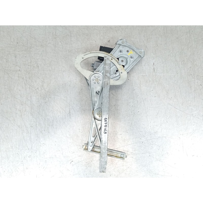 Recambio de elevalunas trasero izquierdo para renault scénic iii (jz0/1_) 1.2 tce referencia OEM IAM 827310166R 966416102 