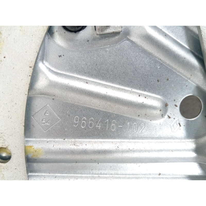 Recambio de elevalunas trasero izquierdo para renault scénic iii (jz0/1_) 1.2 tce referencia OEM IAM 827310166R 966416102 