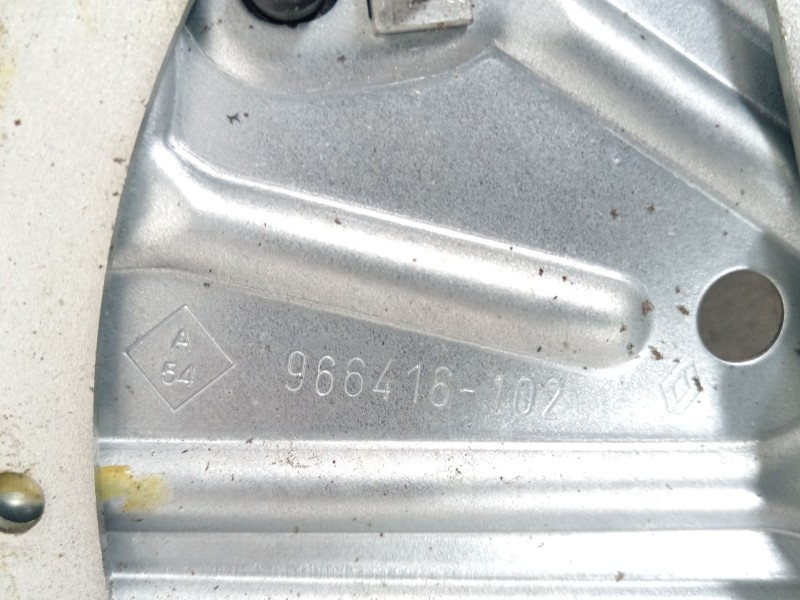 Recambio de elevalunas trasero izquierdo para renault scénic iii (jz0/1_) 1.2 tce referencia OEM IAM 827310166R 966416102 