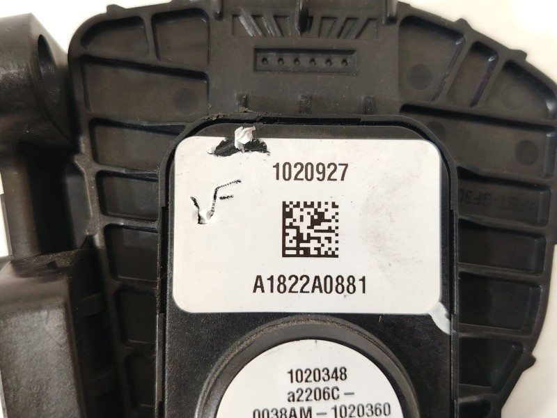 Recambio de potenciometro pedal para tesla model 3 (5yj3) ev referencia OEM IAM 1020348A2206C 0038AM1020360 104469500A