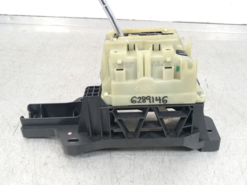 Recambio de palanca cambio para mercedes-benz clase b (w245) 200 (245.233) referencia OEM IAM A1693700709 169267068 169267056