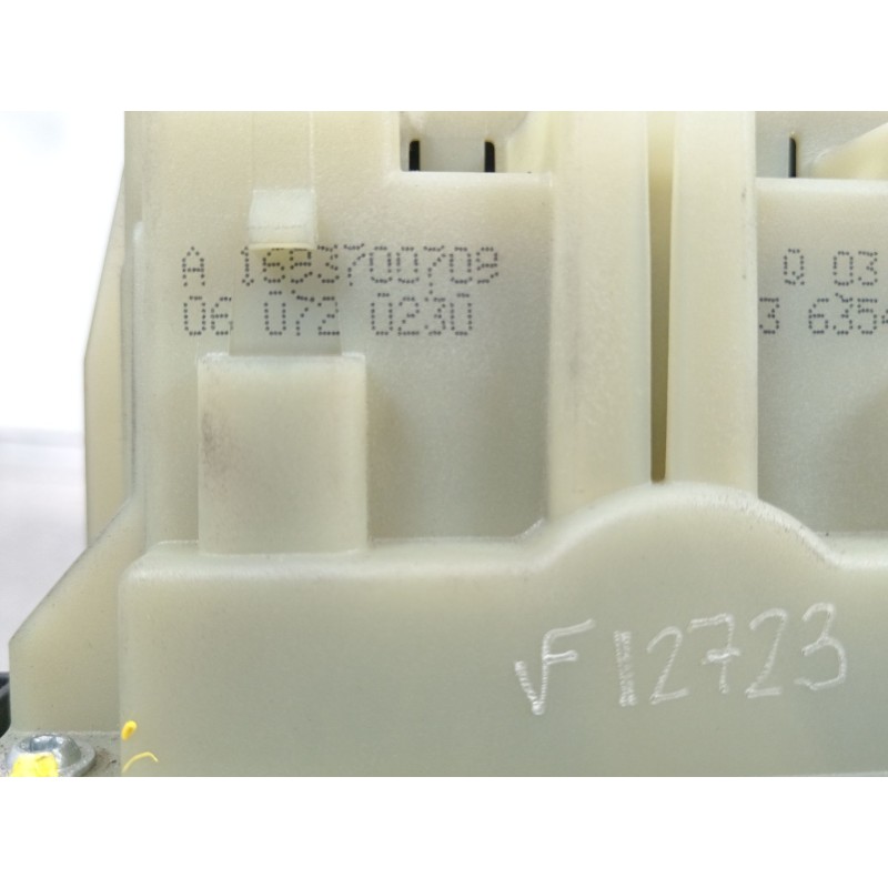 Recambio de palanca cambio para mercedes-benz clase b (w245) 200 (245.233) referencia OEM IAM A1693700709 169267068 169267056