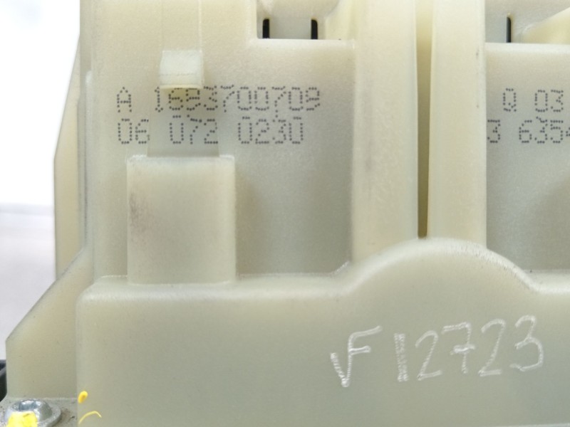 Recambio de palanca cambio para mercedes-benz clase b (w245) 200 (245.233) referencia OEM IAM A1693700709 169267068 169267056