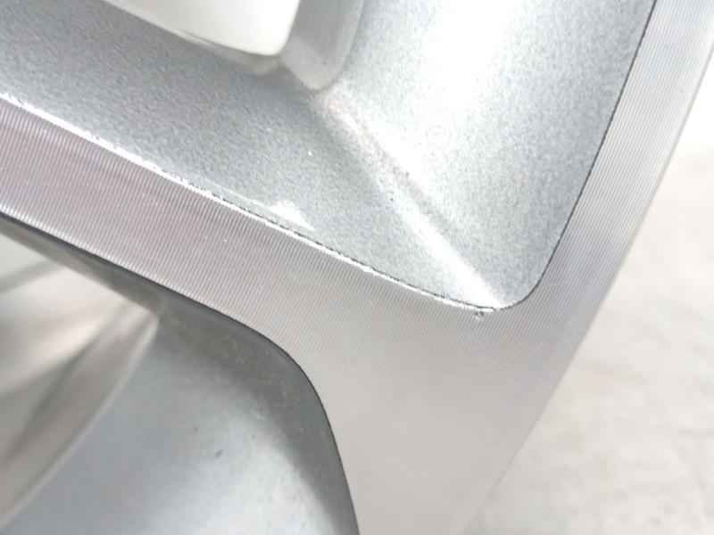 Recambio de llanta para kia niro (de) 1.6 gdi hybrid referencia OEM IAM 52910G5200  