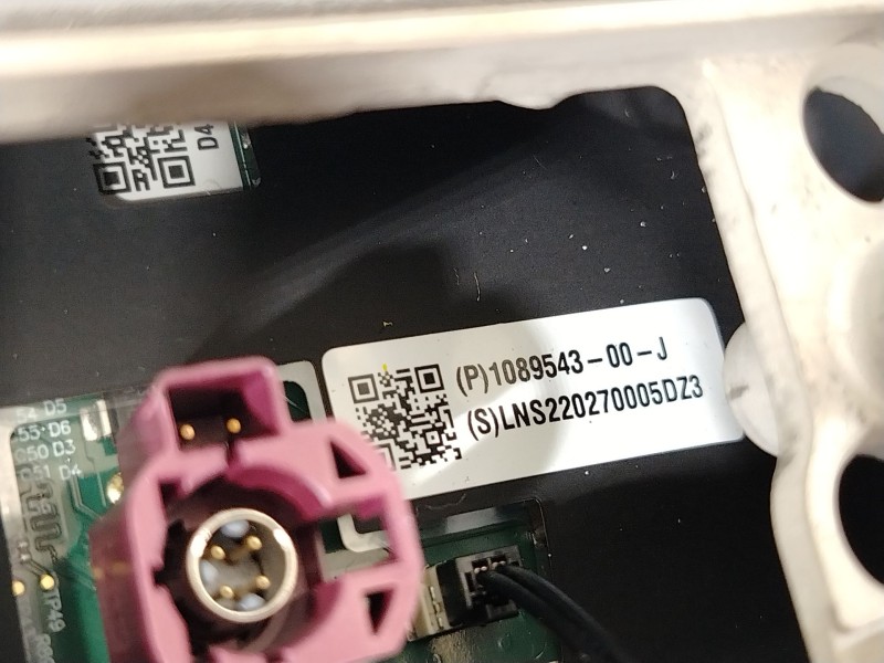 Recambio de pantalla multifuncion para tesla model 3 (5yj3) ev referencia OEM IAM 108954300J 108954300K 