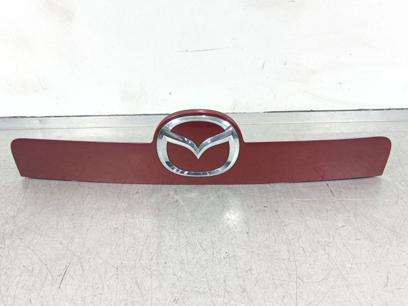 Recambio de molduras traseras para mazda cx-7 (er) active referencia OEM IAM EG2150811  