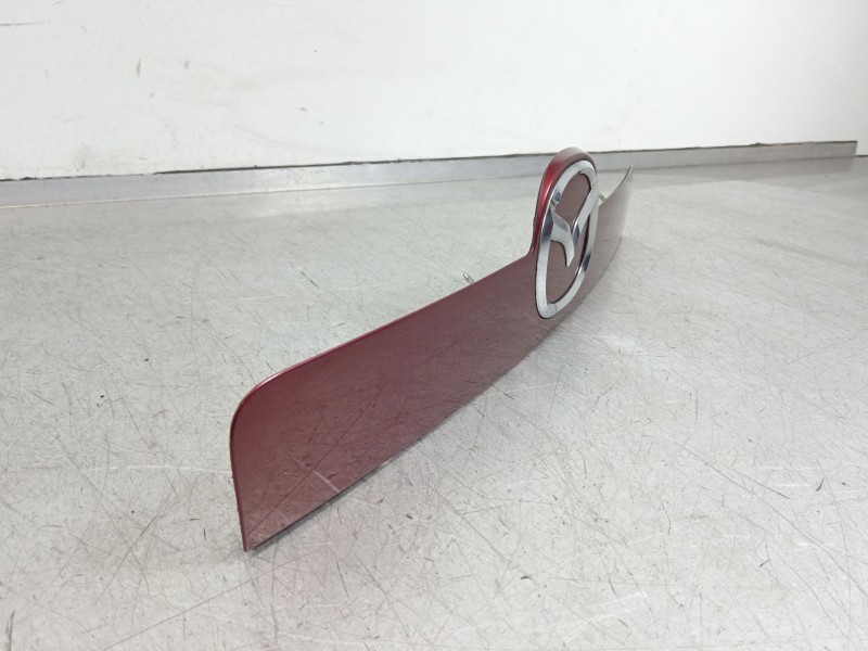 Recambio de molduras traseras para mazda cx-7 (er) active referencia OEM IAM EG2150811  