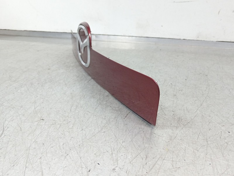 Recambio de molduras traseras para mazda cx-7 (er) active referencia OEM IAM EG2150811  