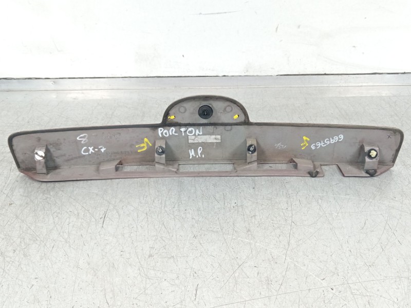 Recambio de molduras traseras para mazda cx-7 (er) active referencia OEM IAM EG2150811  