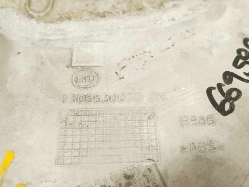 Recambio de moldura para peugeot boxer furgoneta 2.2 hdi 120 referencia OEM IAM 1306530070DX  