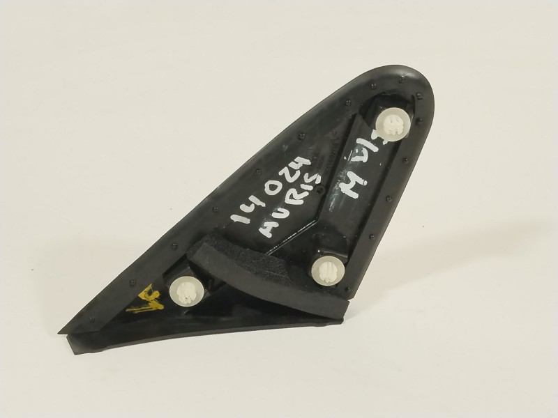 Recambio de moldura para toyota auris (_e18_) 1.4 d-4d (nde180_) referencia OEM IAM 6011802110  