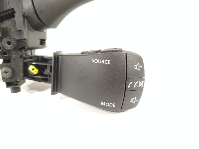 Recambio de mando luces para dacia sandero iii 1.0 tce 90 referencia OEM IAM 255671005R  