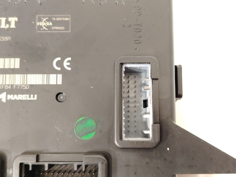 Recambio de modulo electronico para dacia sandero iii 1.0 tce 90 referencia OEM IAM 284B18138R  