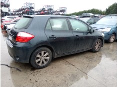 toyota auris (_e15_) del año 2012