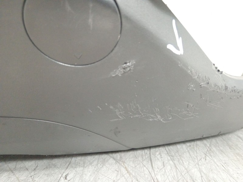 Recambio de paragolpes trasero para kia carens iv 1.6 gdi referencia OEM IAM 86611A4000  