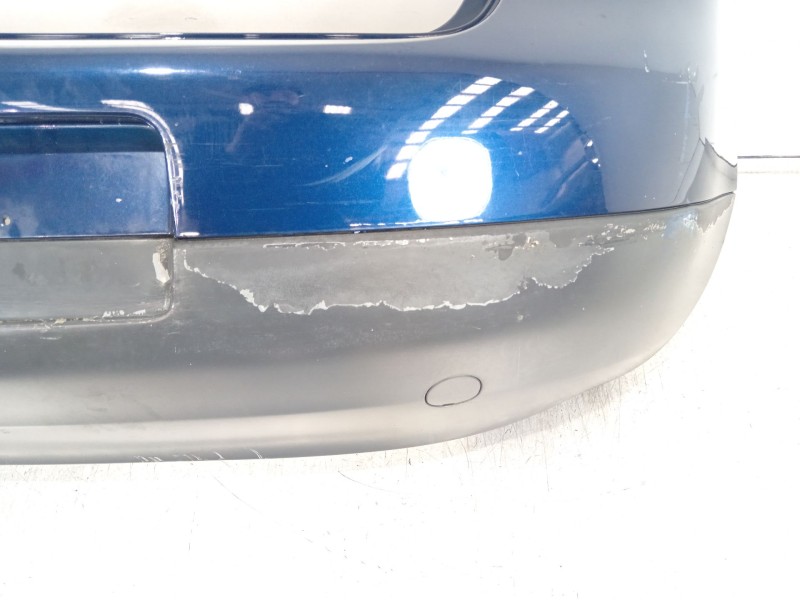 Recambio de paragolpes trasero para volkswagen golf v (1k1) 1.4 tsi referencia OEM IAM 1K6807421  