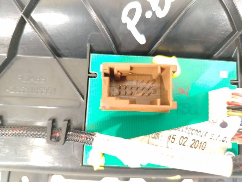 Recambio de pantalla multifuncion para peugeot 5008 (0u_, 0e_) 1.6 hdi referencia OEM IAM 96735367ZD  