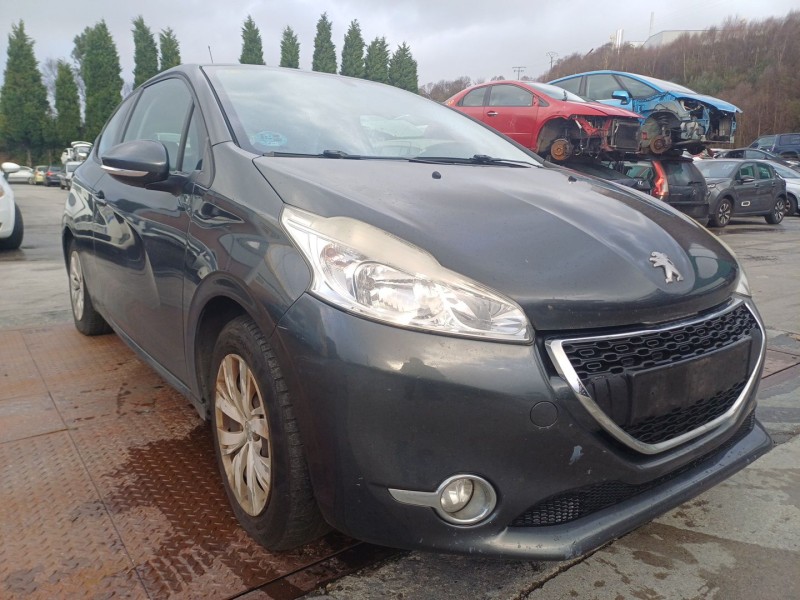 peugeot 208 i (ca_, cc_) del año 2012