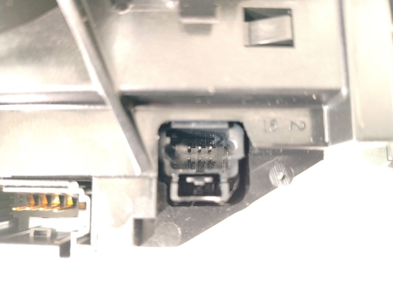 Recambio de mando luces para peugeot 5008 (0u_, 0e_) 1.6 hdi referencia OEM IAM 96667319XT  