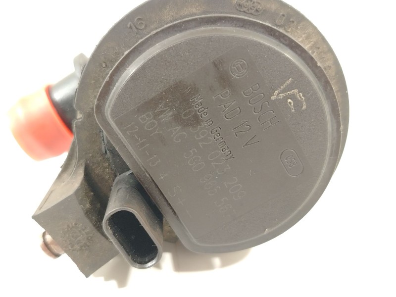 Recambio de bomba agua para audi a3 (8v1, 8vk) 1.6 tdi referencia OEM IAM 5G0965567 0392023209 