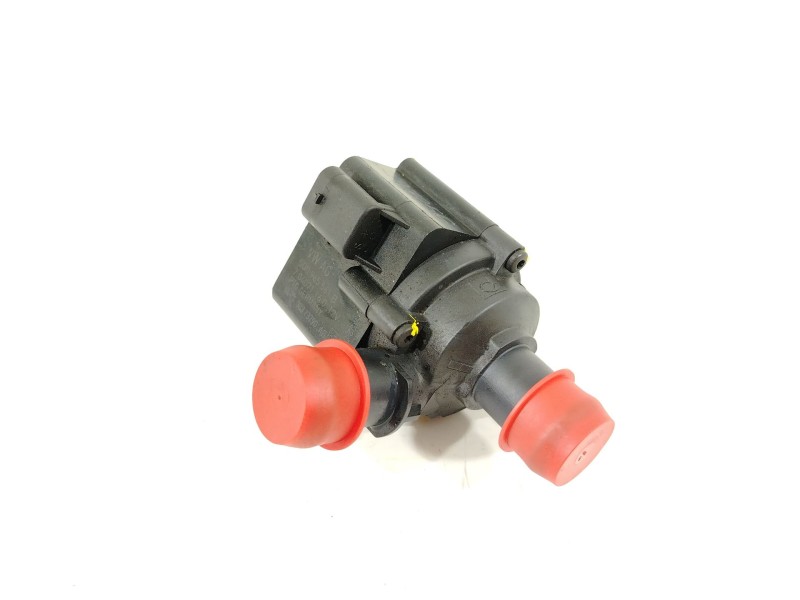 Recambio de bomba agua para seat leon st (5f8) 1.6 tdi referencia OEM IAM 5Q0965561B 704071160 