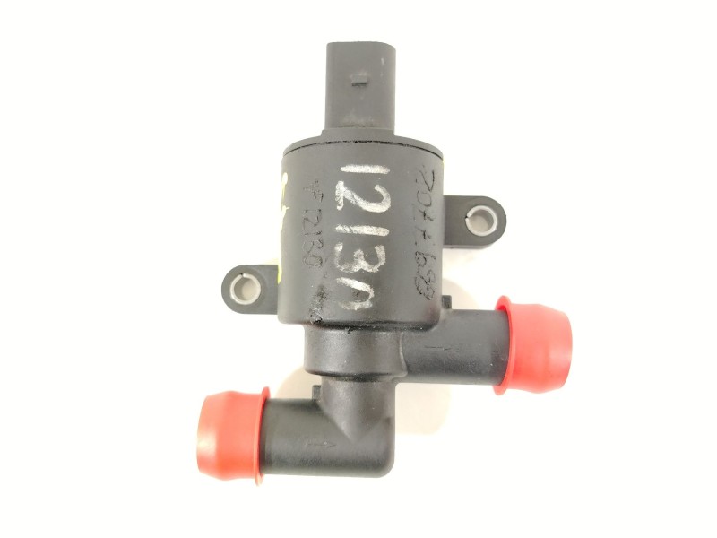 Recambio de bomba agua para audi a4 b8 (8k2) 2.0 tdi referencia OEM IAM 4H0121671B  