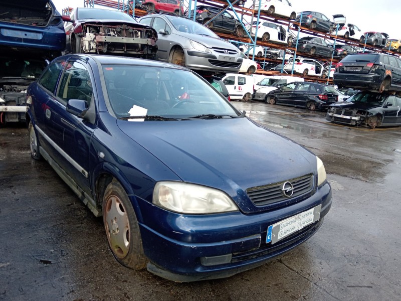 opel astra g sedán (t98) del año 2001
