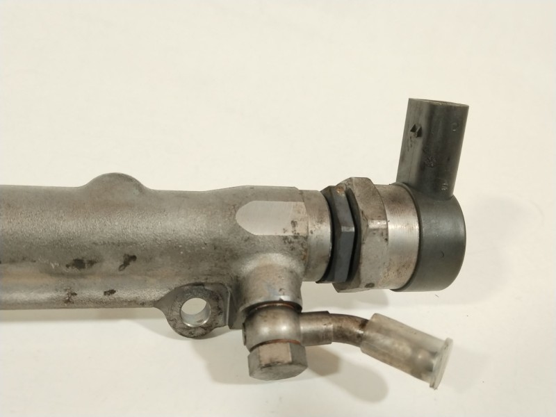 Recambio de rampa inyectora para bmw x5 (e70) 3.0d referencia OEM IAM 779551403 0445216015 78322A302347