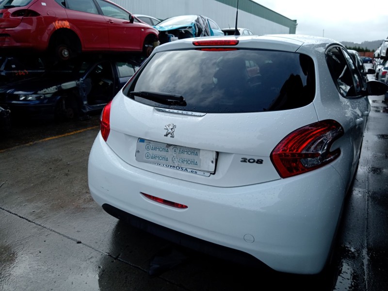 peugeot 208 i (ca_, cc_) del año 2015