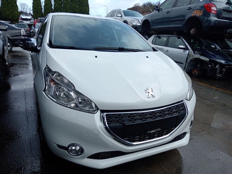 peugeot 208 i (ca_, cc_) del año 2015