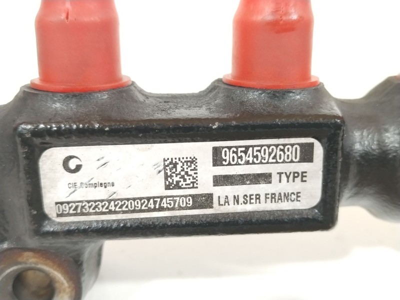 Recambio de rampa inyectora para peugeot partner tepee 1.6 hdi referencia OEM IAM 9654592680 2115043614 