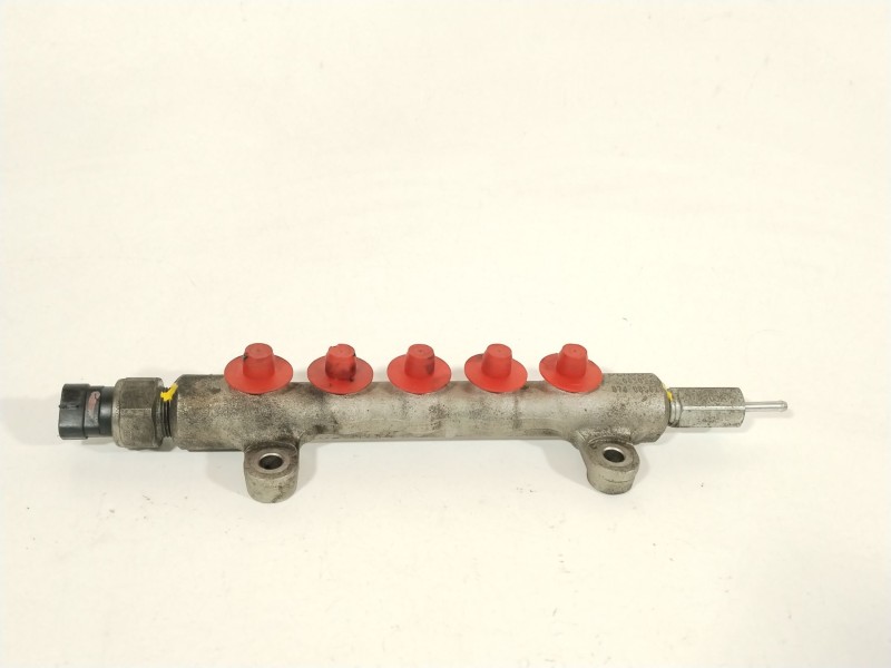 Recambio de rampa inyectora para toyota auris (_e15_) 2.0 d-4d (ade150_) referencia OEM IAM 238100R011  