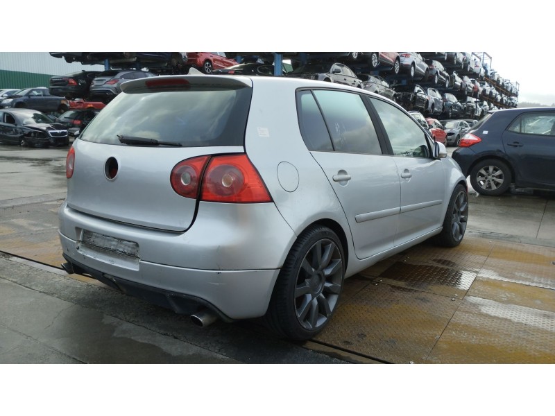 volkswagen golf v (1k1) del año 2004