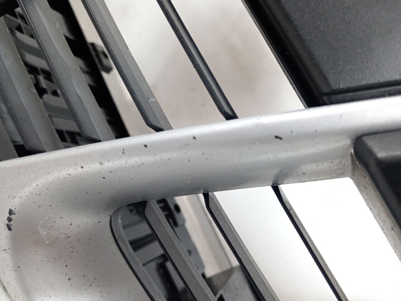 Recambio de paragolpes delantero para renault megane iii coupé (dz0/1_) 1.5 dci (dz0b) referencia OEM IAM 620220005R  