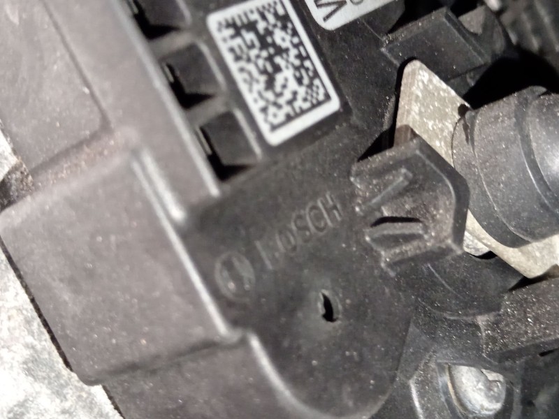 Recambio de alternador para skoda rapid spaceback (nh1) 1.4 tdi referencia OEM IAM 04B903023D F000BL08F8 