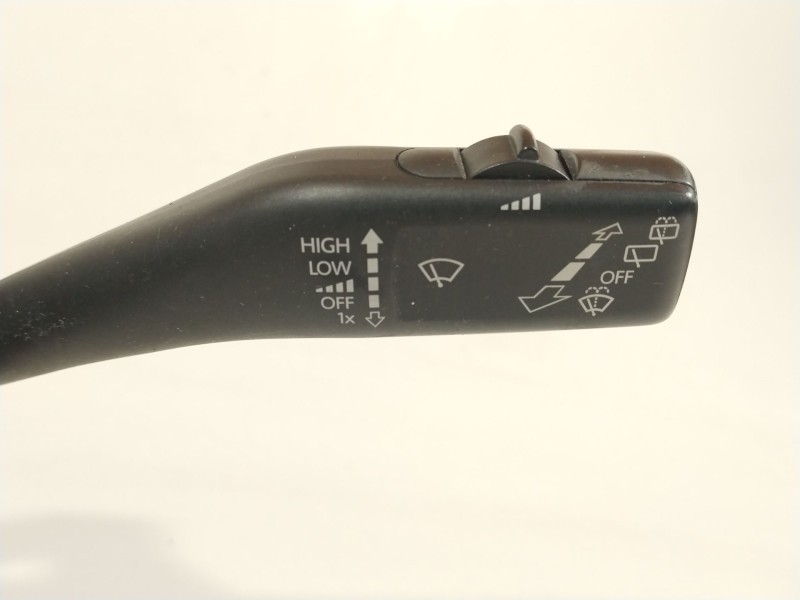 Recambio de mando intermitentes para volkswagen golf v (1k1) 1.4 tsi referencia OEM IAM 1K0953503ER 1K0953519H ,1K0953513G 1K095