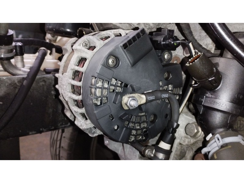 Recambio de alternador para volkswagen passat b7 (362) 2.0 tdi referencia OEM IAM 03L903024F  