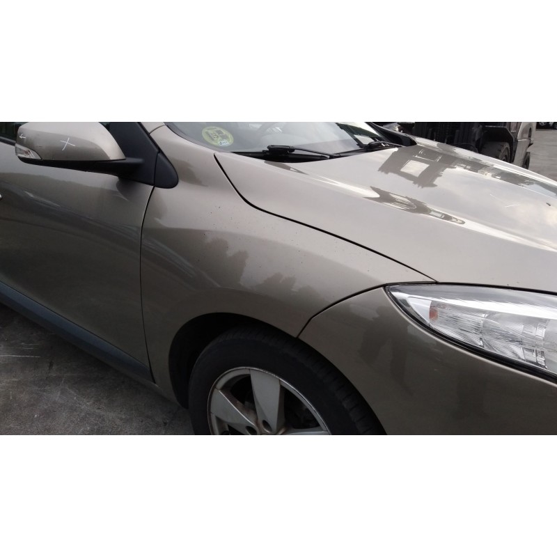 Recambio de aleta delantera derecha para renault megane iii hatchback (bz0/1_, b3_) 1.5 dci referencia OEM IAM   