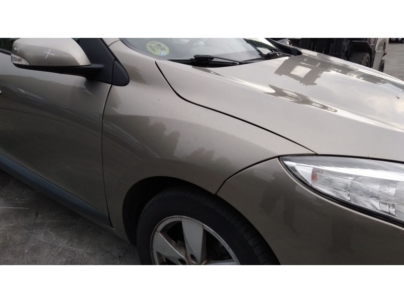 Recambio de aleta delantera derecha para renault megane iii hatchback (bz0/1_, b3_) 1.5 dci referencia OEM IAM   