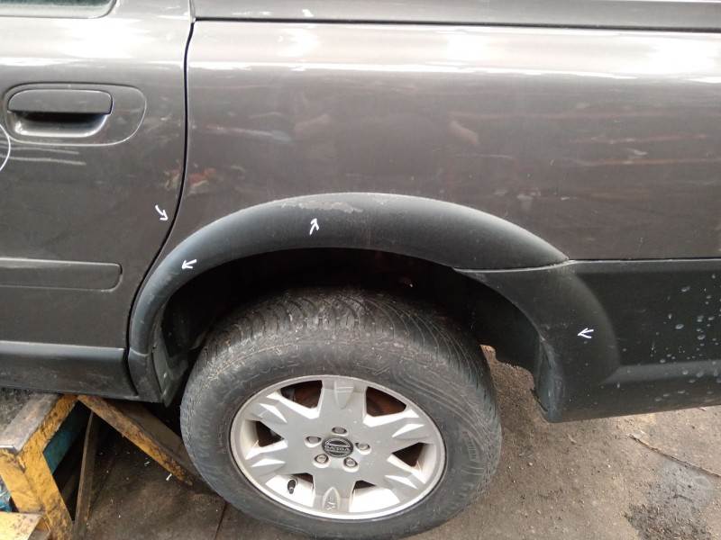 Recambio de aletin trasero izquierdo para volvo xc70 i cross country (295) d5 xc awd referencia OEM IAM 30678045  