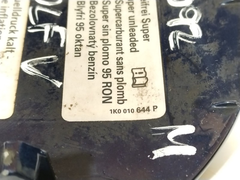 Recambio de tapa exterior combustible para volkswagen golf v (1k1) 1.4 tsi referencia OEM IAM 1K6809857 1K0010644P 1K0010462E