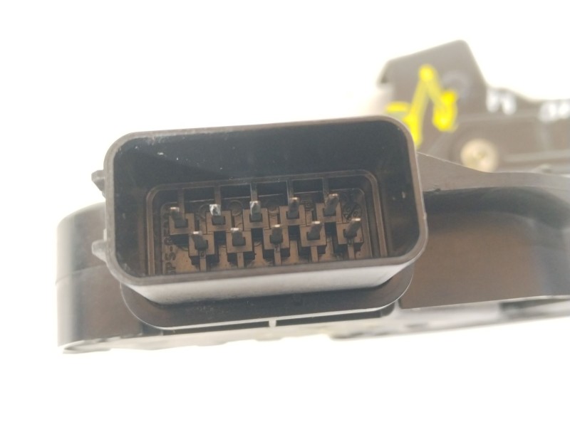 Recambio de cerradura puerta trasera derecha para volvo s40 ii (544) 2.0 d referencia OEM IAM 30753674  