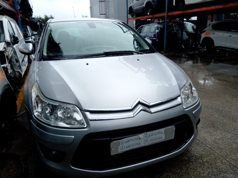 citroën c4 i sedán del año 2010